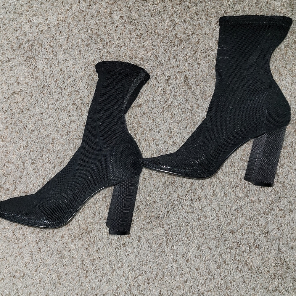 Mesh Booties - Picture 4 of 4